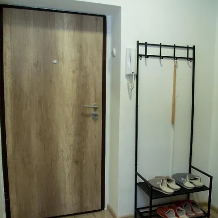 Feel@home Apartman *