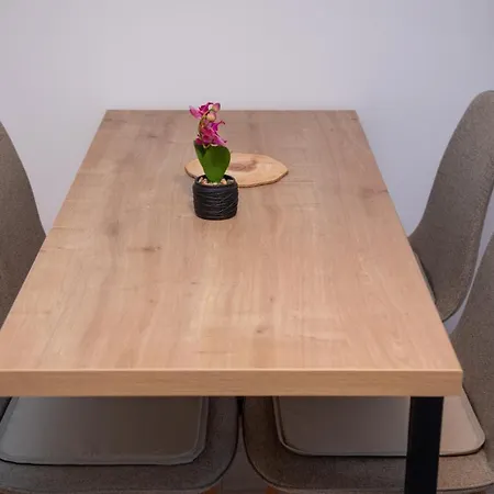 Feel@home Apartman